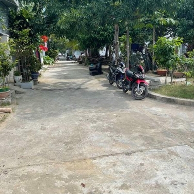 Cần bán 2 lô liền kề
