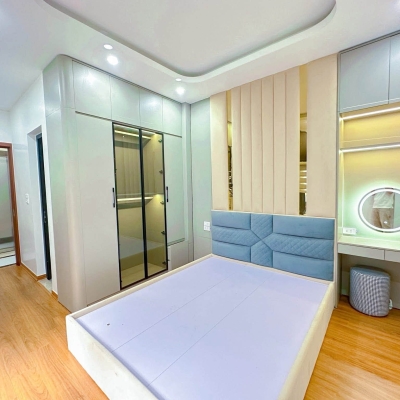 NHÀ ĐẸP 6 TẦNG ĐỘI CẤN, BA ĐÌNH - THANG MÁY - 35 M2 - MT 4 M - 11,7 TỶ