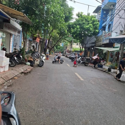 Bán nhà 3 tầng mặt phố Bế Văn Đàn - Hà Đông, 44m2 giá cức sốc chỉ 11,5 tỷ