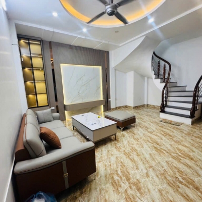 Bán nhà mặt phố Tôn Đức Thắng, Đống Đa, 38m2 x 5 tầng, 8.7 tỷ, Sổ Đỏ, 4PN, LH: 0975948906