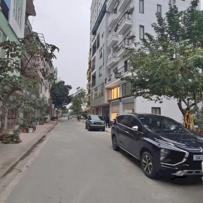 KHU VIP BA ĐÌNH- TOÀ 7 TẦNG THANG MÁY- VỈA HÈ Ô TÔ TRÁNH- DT 45m2, MT 4.8M- GARA Ô TÔ 16 CHỖ- 17.X TỶ