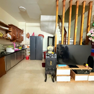 BÁN NHÀ ĐỊNH CÔNG, Ô TÔ ĐỖ CỬA, DT 42M2, 7 TỶ