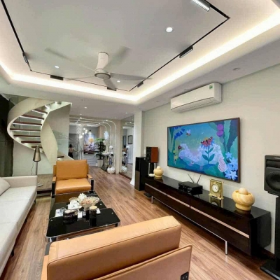 Bán nhà lõi Ba Đình – 50m² – 7 tầng thang máy – ô tô đỗ cửa – chỉ 16 tỷ