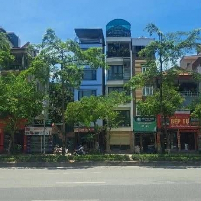 nhà mặt phố Ngô Gia Tự, 1 mặt ngõ ôtô, vỉa hè rộng, cách Nguyễn Văn Cừ-Ngô Gia Tự 100m