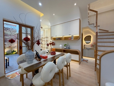 ► Gần MT Phan Thanh, 75m2, 2 tầng mới tinh, 4PN, Chill mọi góc cạnh, 5.x tỷ