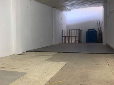 Cho thuê nhà cấp 4 tại khu Đền Lừ  35m² + gác xép 25m² 5 triệu/tháng