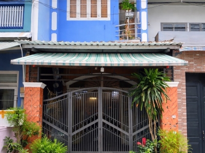 NGAY PHỐ ẨM THỰC TÂN PHÚ – NHÀ 2 MẶT HẺM TẢI TRÁNH – 2 TẦNG – 68M NỞ HẬU  NHỈNH 7