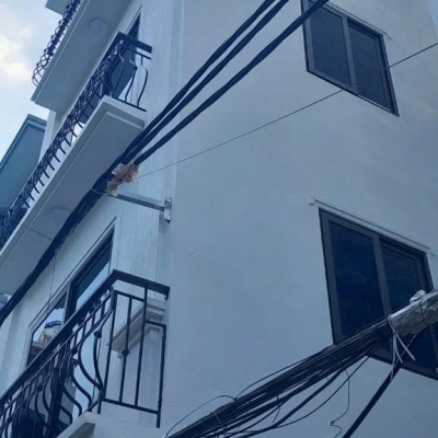 Bán nhà 5 Tầng DT 46M2, MT 4.9M, Gía 11 Tỷ NGÕ THÔNG - KINH DOANH - OTO QUA NHÀ