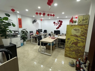 ????Ô tô tránh Phân lô Kinh doanh TRUNG KÍNH 81m 7T Thang máy, 45 tỷ