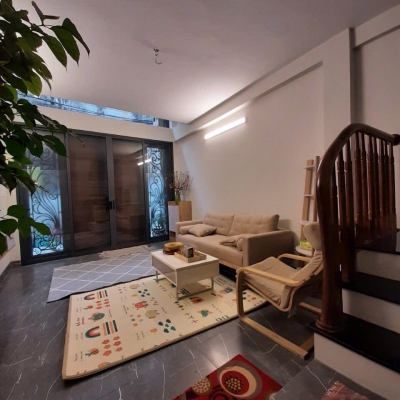 Cho thuê nhà ngõ ô tô Phương Liệt 30m² x 5 tầng, 13 Triệu KD, Spa, VP công ty kết hợp ở