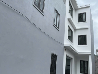 BÁN NHÀ ĐỘC LẬP 3 TẦNG NAM HẢI – CÓ SÂN CỔNG – GIÁ 2,7 TỶ