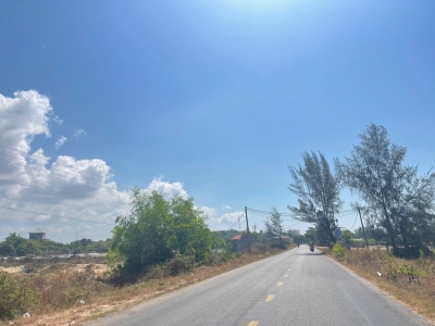 Bán 29m đất mặt tiền Hùng Vươn, Tân Tiến, LaGi 600m2 thổ cư cách Biển 500m