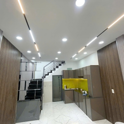 Nhà 2 tầng mới hẻm Dương Bá Trạc P. Chánh Hưng. Giá 4,85 tỷ TL