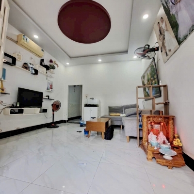 NHÀ ĐẸP GIÁ RẺ ĐÔNG HÒA – HẺM Ô TÔ – GẦN SIÊU THỊ GO DĨ AN - GIÁP THỦ ĐỨC – GẦN LÀNG ĐẠI HỌC
