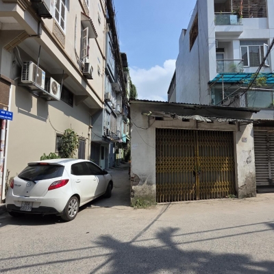 Bán đất giải phóng 129M lô góc 3 mặt ngõ ô tô thông hoàng mai