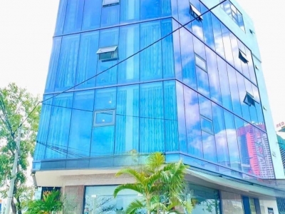 BÁN NHANH TÒA NHÀ PHỐ LÔ GÓC KINH DOANH NGHỈ DƯỠNG VIEW BIỂN PHẠM VĂN ĐỒNG NHA TRANG GIÁ BÁN 17 TỶ 500 TRIỆU 11 PHÒNG  NGỦ