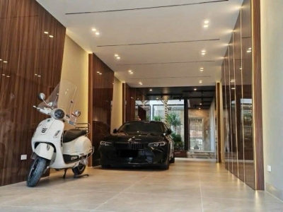 nhà đẹp lô góc Việt Hưng, 100m x 7 tầng, ôtô tránh, gần BigC Long Biên