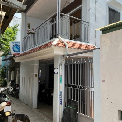 Cần bán nhà gần chợ Lạc Quang, hẻm TTN02, 6x9m, 1 lầu, giá 3,5 Tỷ 