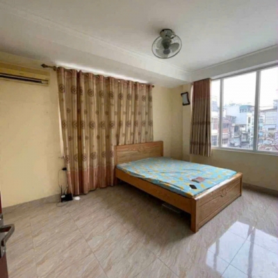 Cần cho thuê phòng tầng 5 ngõ gần 430 Bạch Mai, 4,3 triệu/tháng