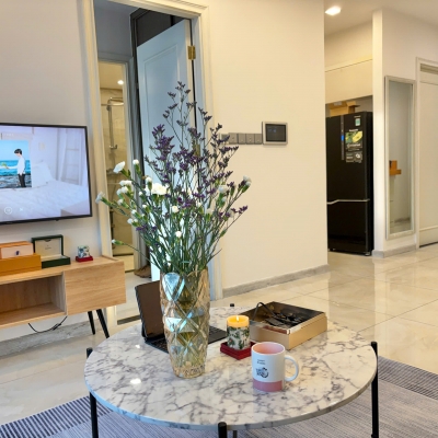 CHO THUÊ CHCC VINHOMES GOLDEN RIVER 70M2 (2PN) CHỈ 26TR/TH. LH 0906322053 LINH.