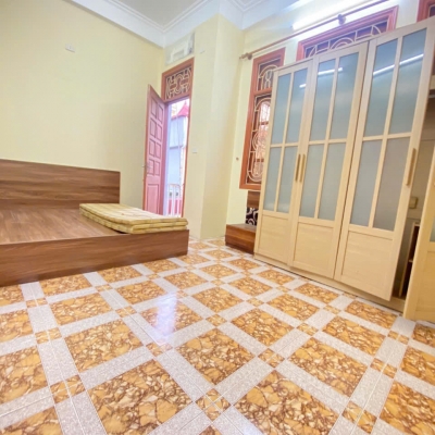Cho thuê nhà nguyên căn ngõ 141 Giáp Nhị 3 tầng, 40m2, 3 ngủ, 10 triệu