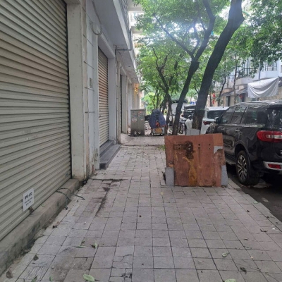Nhà LK khu đô thị đô nghĩa, nhà 2 mặt tiền, giao thông thuận lợi, oto chạy vòng quanh nhà, phù hợp nhà ở, kinh doanh, văn phòng,