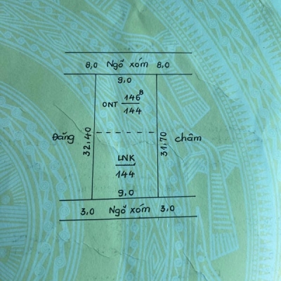 Hàng f0 nóng bỏng tay .
Cần bán nhanh giá tụt dốc 
Chính chủ  mình bán miếng đất ở mặt đường trục chính liên thôn ở trần phú chương mỹ hà nội
Dt .288m mặt tiền 9m = hậu 2 mặt tiền . Đường rộng 8m ô tô tải tránh nhau thoải mái,  sau đất đường 4m  
Chung qu