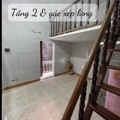 Cho thuê nhà Bạch Mai, 2.5 tầng x 15m2, 1 ngủ + 1 gác xép 5 Triệu