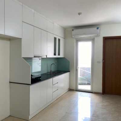 Cần cho thuê căn hộ CC Nguyễn Huy Tưởng. 90m², 2PN, 2 WC 12 triệu/tháng
