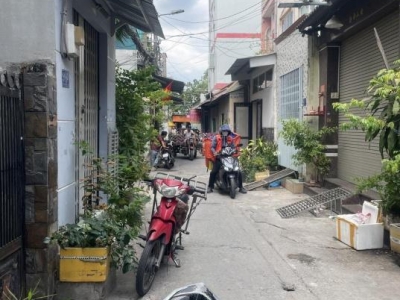 BÁN NHÀ CĂN GÓC 2 MẶT HẺM Ô TÔ - 4 TẦNG (4.5X20M), CHỢ BÙI MINH TRỰC - NHỈNH 6 TỶ