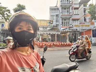 NHÀ ĐOÀN VĂN BƠ CÓ 2 MẶT TIỀN- MẶT TRƯỚC VĨNH KHÁNH CÓ SẴN DÒNG TIỀN CHO THUÊ- MẶT SAU CHỦ Ở- XE HƠI ĐỔ CỬA- THÔNG RA HOÀNG DIỆU, NGUYỄN TẤT THÀNH.