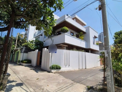 Căn Vila Góc 2 mặt tiền tâm huyết Thiết kế Sang trọng — Hiện Đại — P. Bắc Nha Trang.