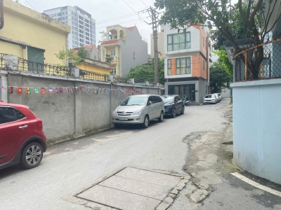 BÁN NHÀ NGUYỄN SƠN, LONG BIÊN, 6 TẦNG THANG MÁY – GARA Ô TÔ 7 CHỖ – FULL NỘI THẤT XỊN – NHÀ ĐẸP NỞ HẬU, MT 4,5M.