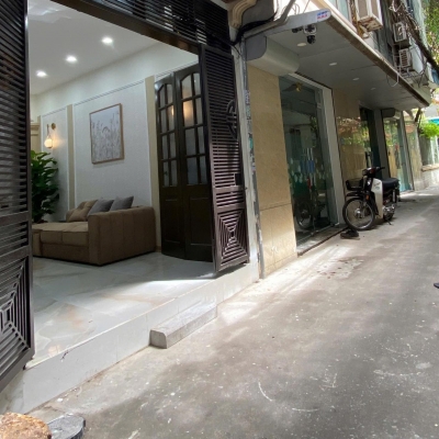 Bán nhà phố Trần Quốc Vượng - nhà đẹp - ngõ thông - kinh doanh 28m2 chỉ 7,89T