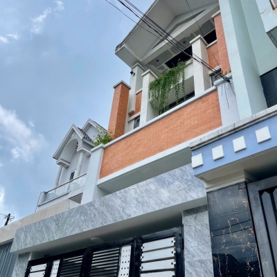 Nhà ngang 5m, hẻm xe hơi Đỗ Xuân Hợp, Sổ vuông vức, không lỗi phong thủy nhỏ hơn 4 tỷ