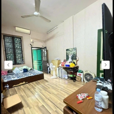 HIẾM MẶT PHỐ PHÙNG HƯNG HOÀN KIẾM . DIỆN TÍCH 76M² x 3 TẦNG
VỊ TRÍ VÀNG TRUNG TÂM PHỐ CỔ 
 GIÁ: 38.5 TỶ.CÓ TL