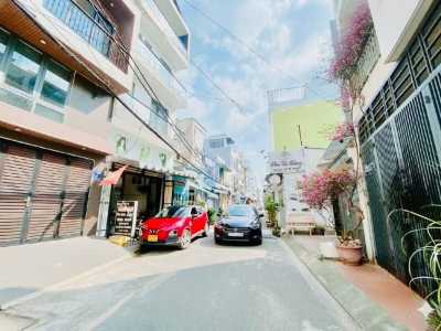 VƯỜN LÀI – TÂN HƯƠNG – HXH THÔNG – NHÀ ĐẸP 3 TẦNG –  4.3 X 14 NHỈNH 8 TỶ TL