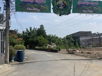 Bán đất mặt tiền nhựa 12m ngang 5x17m giá 5 tỷ Đường Đông Thạnh 7-3