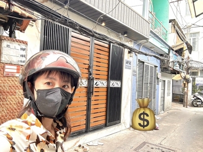 NHÀ BÁN GÀN PHỐ ẪM THỰC VĨNH KHÁNH- THÔNG RA TÂN VĨNH, HOÀNG DIỆU QUA Q1 CHỈ 5 PHÚT .