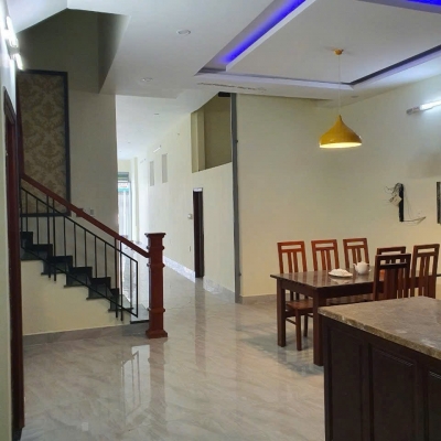 ♥ Mặt Tiền Lê Duẩn, kẹp kiệt, 135m2 3.5 tầng đúc, MBKD, 6PN khép kín