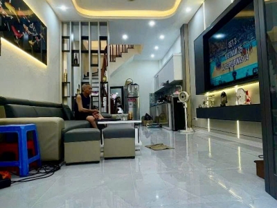 Bán nhà Khương Trung  35m 5 tầng 8,2 tỷ - Ngõ trước nhà rộng 2,3m 50m ra Ô tô