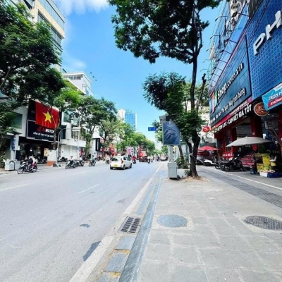 LÔ GÓC PHÂN LÔ THÁI HÀ - ĐỐNG ĐA - 65M² - 3 THOÁNG VĨNH VIỄN - Ô TÔ TRÁNH - CÁCH MẶT PHỐ 15M