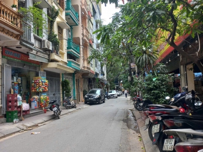 BÁN NHÀ PHÂN LÔ VIP NGUỴ NHƯ KONTUM, 40M 5T OTO TRÁNH, VỈA HÈ KINH DOANH, VP, SPA, HƠN 20 TỶ