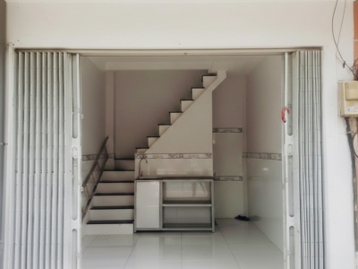 T2137 ???? nhà Mặt tiền Nguyễn Kiệm Gò Vấp, SHR, Vuông, 3 tầng, 3.x tỷ