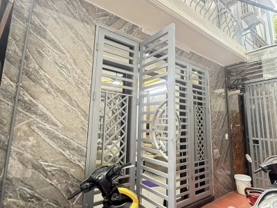 Bán nhà Nam Dư - cách 1 nhà ra phố - 30m2 5 tầng mới xây nhỉnh 7 tỷ