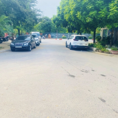Nhà phân lô Ngoại Giao Đoàn, 2 ô tô tránh, mặt tiền khủng, thang máy, view hồ điều hoà - Đại sứ quán Hàn Quốc