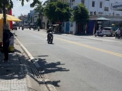 Bán nhà mặt tiền 6x30m nở hậu 10,56m giá 9,6 tỷ Đường Lê Lợi