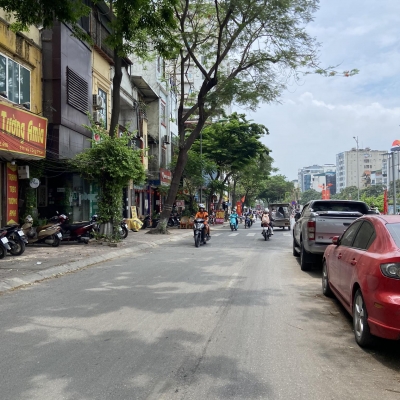 Bán nhà riêng phố Khương Trung - Thanh Xuân, 60m2 mt 5m, oto qua nhà - GIÁ TỐT