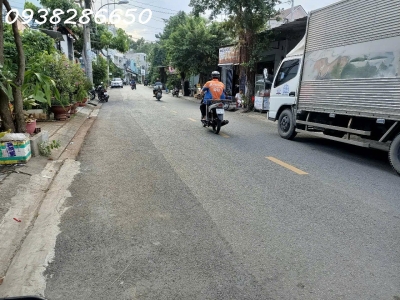 NHÀ LÔ GÓC 2 MẶT TIỀN CHỢ - PHÙ HỢP CHO KHÁCH VỪA Ở VỪA KINH DOANH MUA BÁN, DT11 x 20 = 190m2