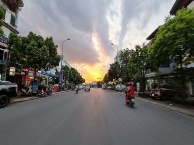 SĐCC 61m2 mt 5m vuông vắn ô tô tránh tại Trâu Quỳ, Gia Lâm.